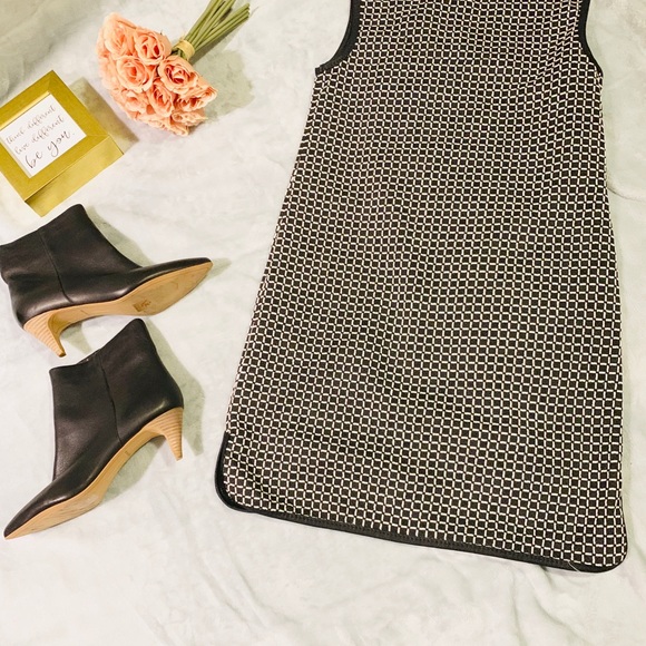 Max Studio - Picture 3 of 3